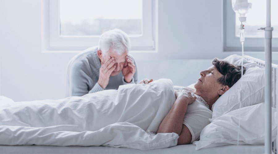 علاج مريض